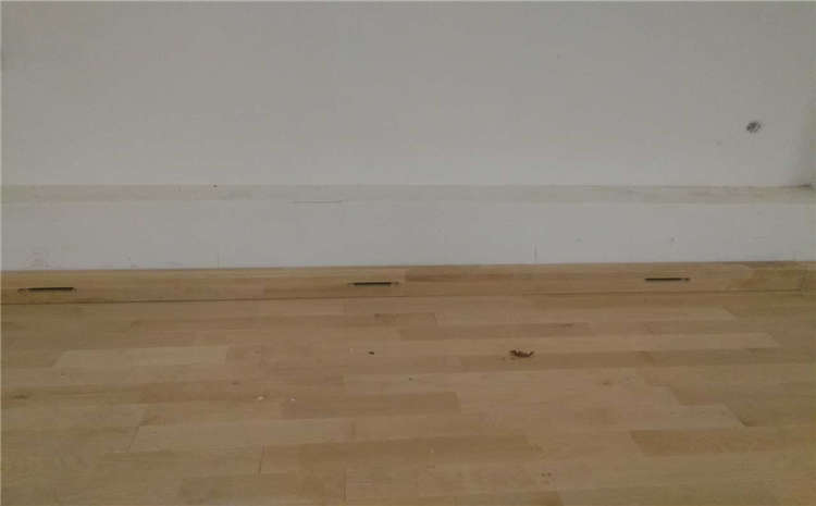 主輔龍骨結(jié)構(gòu)風(fēng)雨操場木地板廠家去哪找?