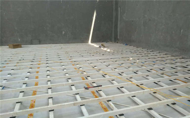 楓木體育木地板多少錢