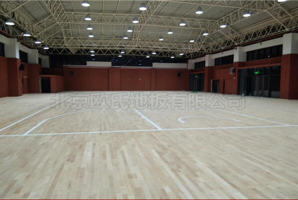 徐州樹恩中學籃球館木地板成功案例