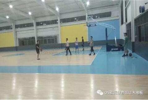 杭州富陽區23籃球館木地板成功案例
