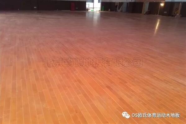 浙江湖州市吳興區吳興實驗中學籃球木地板鋪設工程