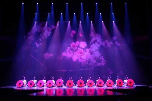 關于舞臺燈光和照明,你要知道的都在這里 關于舞臺燈光和照明,你要知道的都在這里