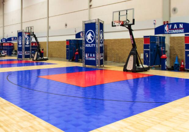 更佳的視覺體驗:室內楓木運動地板 更佳的視覺體驗:室內楓木運動地板