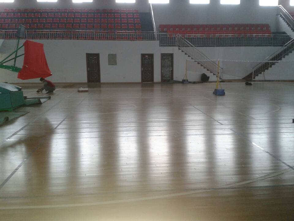 運(yùn)動(dòng)地板 運(yùn)動(dòng)地板