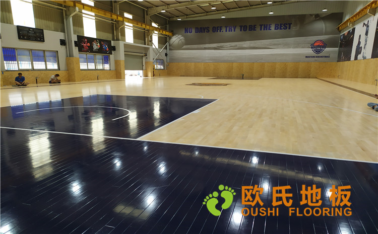 江蘇昆山市博瑞祥汽車公司籃球館木地板案例