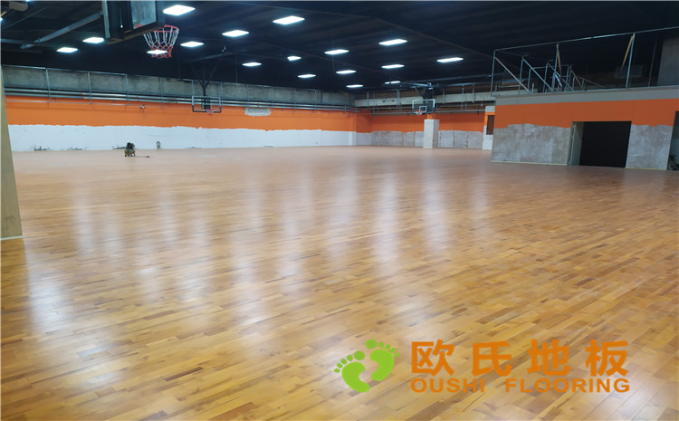 江蘇南京家居體育館木地板案例