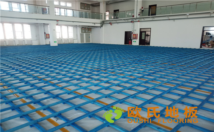 烏魯木齊烏蘇市南區(qū)中學(xué)體育館運(yùn)動(dòng)木地板案例-歐氏運(yùn)動(dòng)木地板