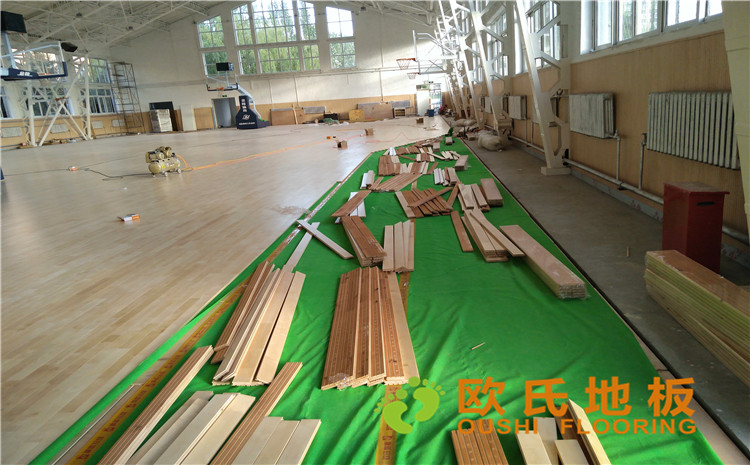內(nèi)蒙古呼和浩特賽罕區(qū)師范大學(xué)體育學(xué)院訓(xùn)練館運(yùn)動(dòng)木地板案例-歐氏運(yùn)動(dòng)木地板