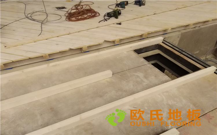 河北廊坊益田同文學(xué)校舞臺木地板-歐氏運動木地板