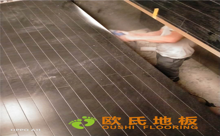 河北廊坊益田同文學(xué)校舞臺木地板-歐氏運動木地板